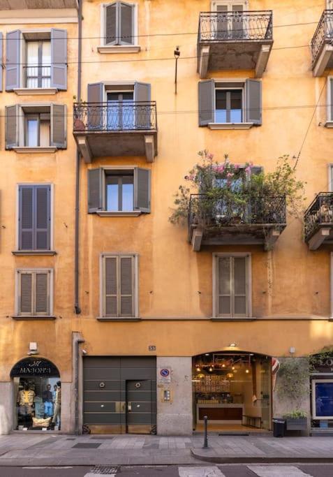 Peachtree Splendido Apt Nel Cuore Di Brera Milano Exteriör bild